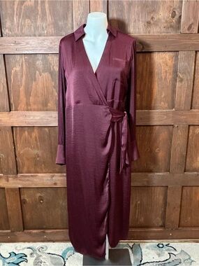 Gibson Latimer Satin Dress in Deep Wine